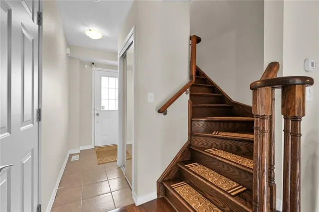 Additional property image - 25 NEWPORT Cres