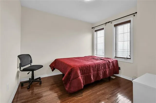 Additional property image - 25 NEWPORT Cres