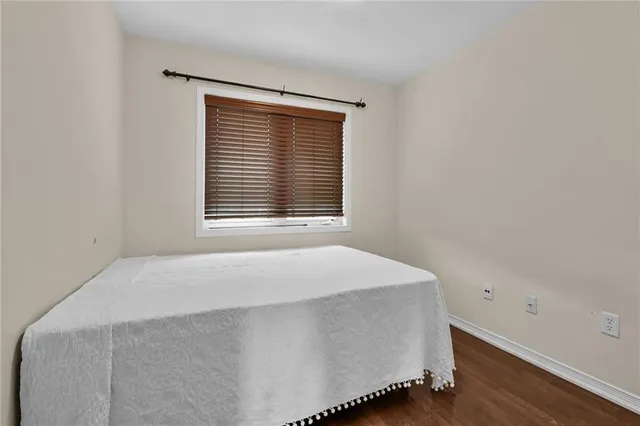 Additional property image - 25 NEWPORT Cres