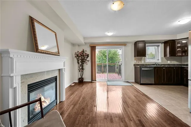 Additional property image - 25 NEWPORT Cres