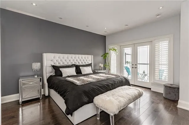 Additional property image - 1083 BEACH Blvd