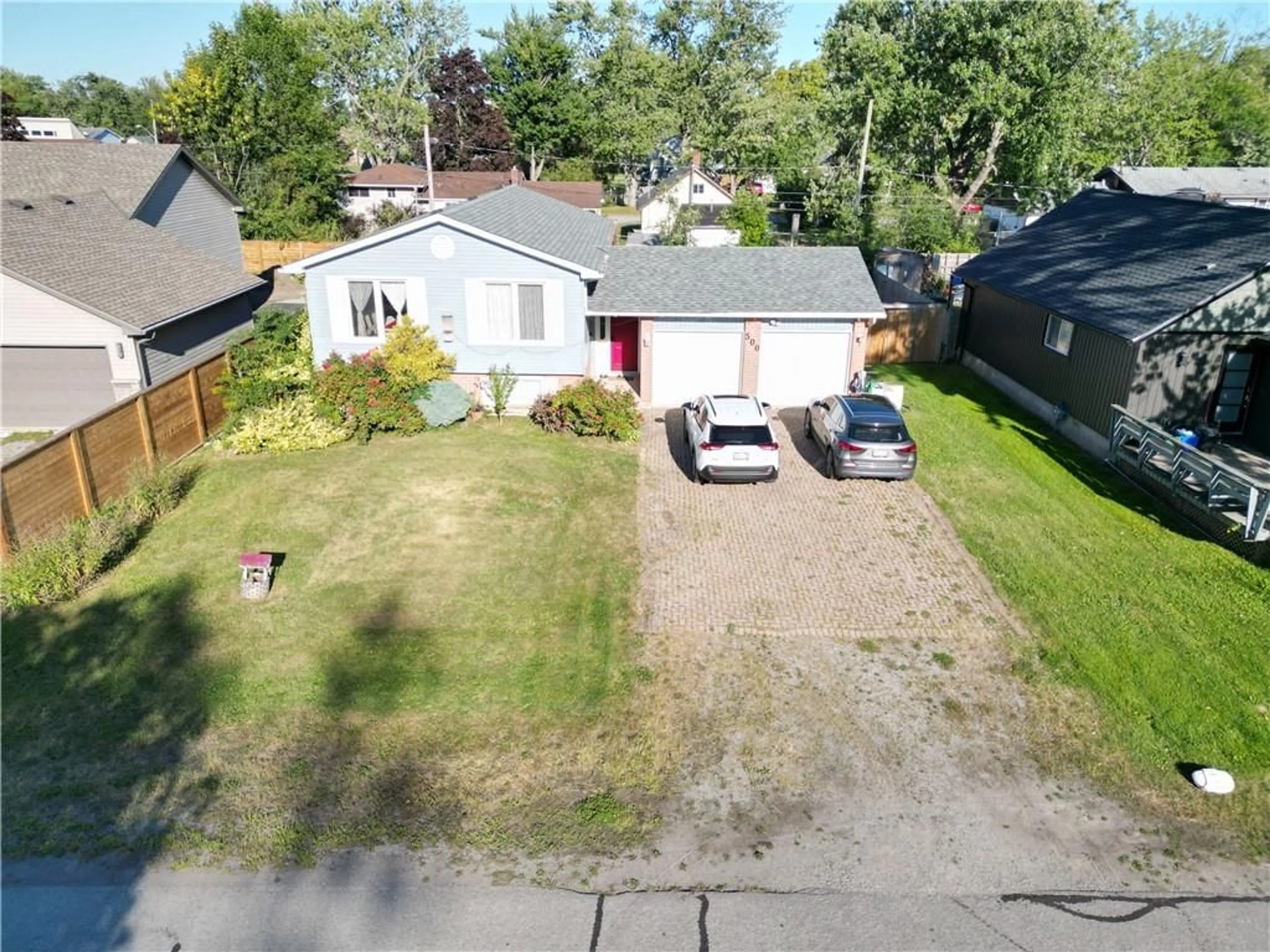 Frontside or backside of a home for 500 LAKEVIEW Rd, Fort Erie Ontario L2A 4W4