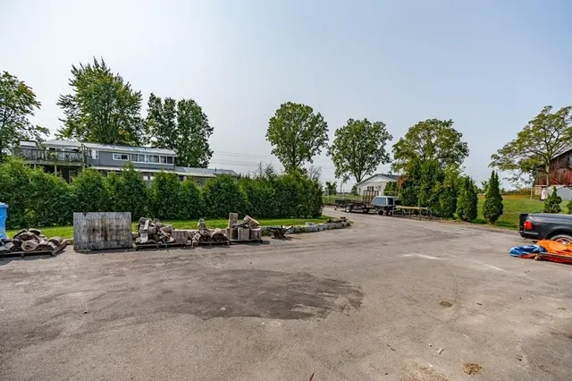 Additional property image - 1258 6 Hwy