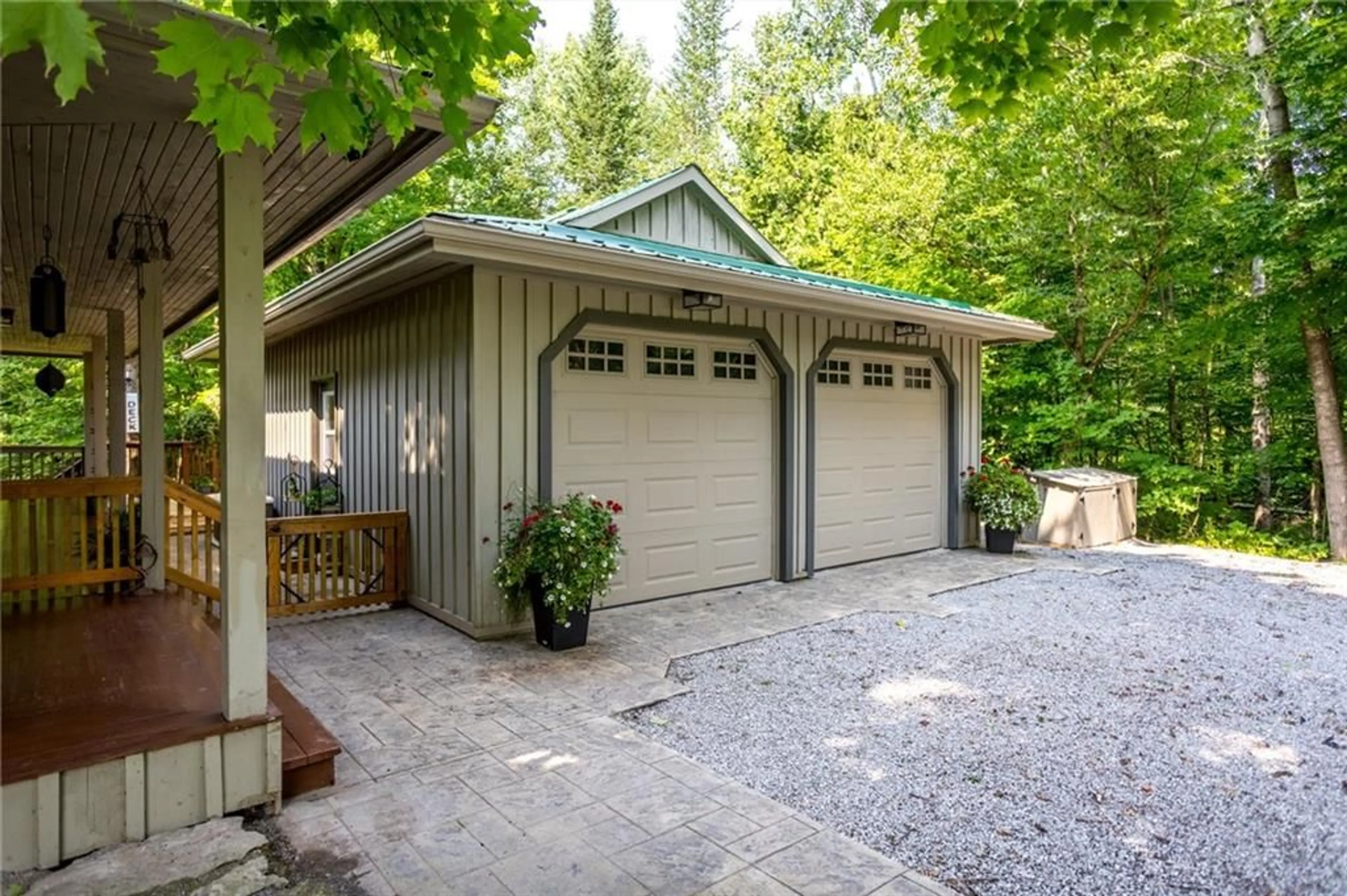 Indoor garage, cement floor for 83 MOON LINE Rd, Bobcaygeon Ontario K0M 1A0