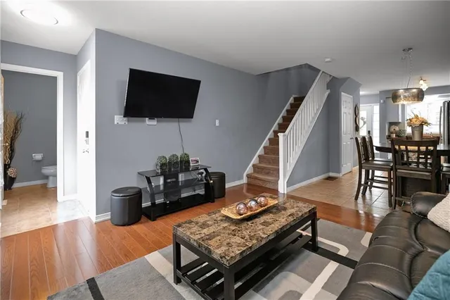 Additional property image - 1328 UPPER SHERMAN Ave Unit 6