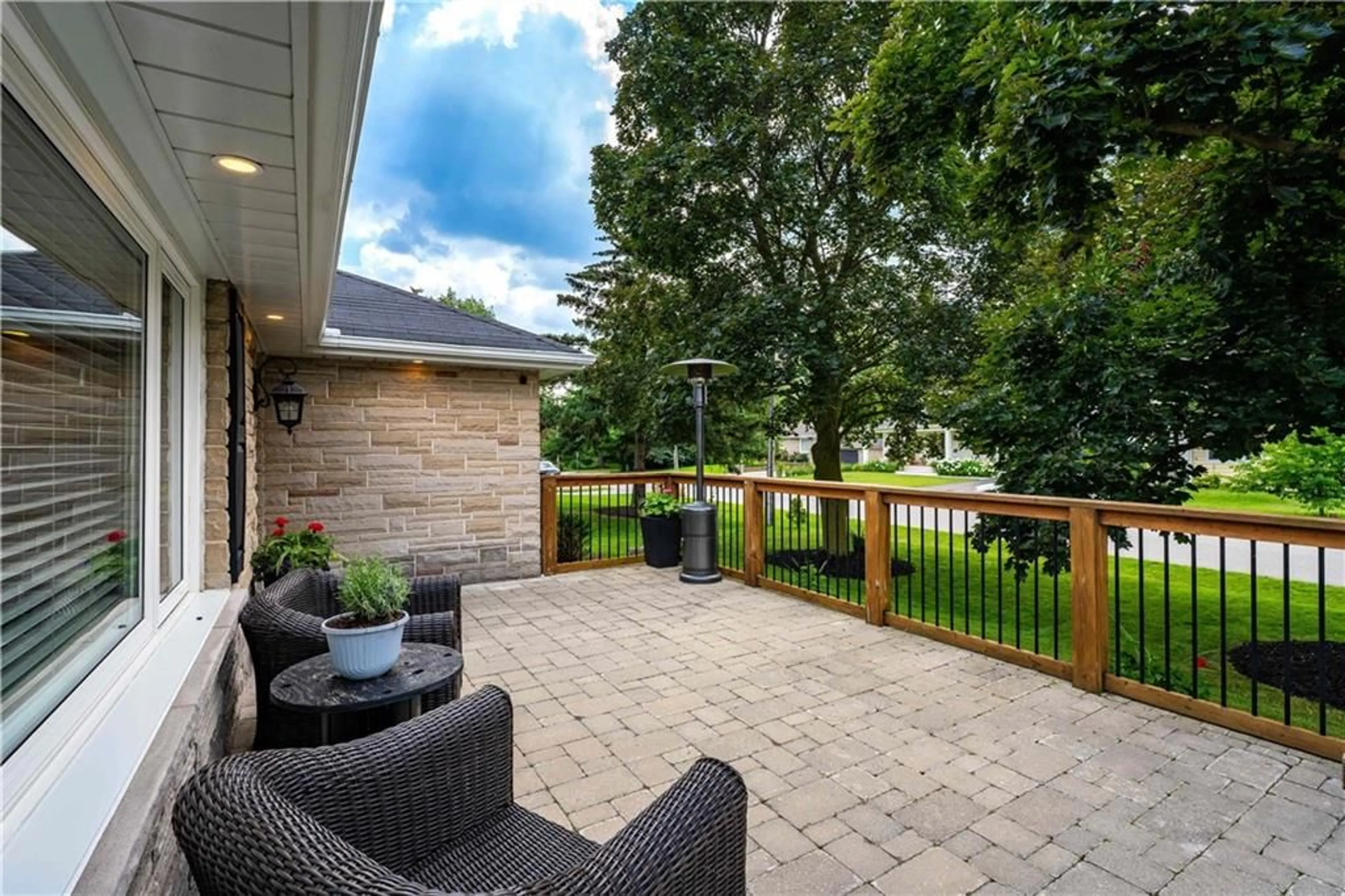 Patio, the fenced backyard for 947 EASTERBROOK Ave, Burlington Ontario L7T 1P9