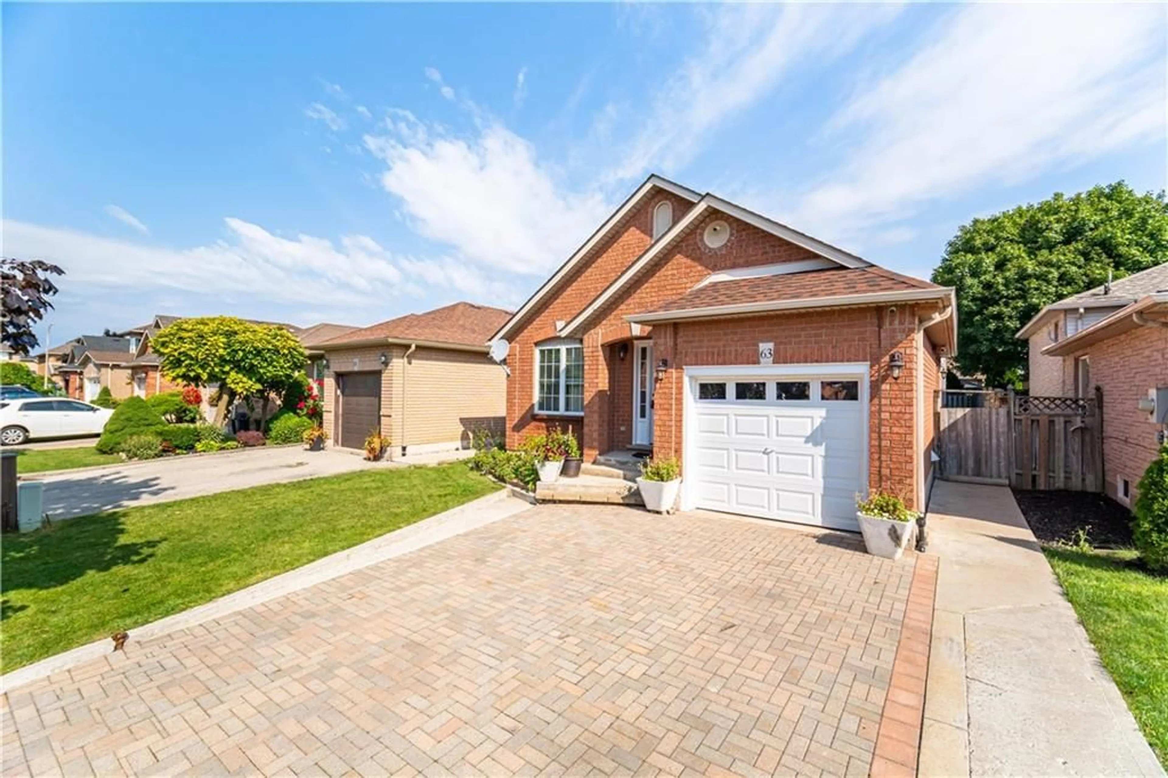 Home with brick exterior material for 63 HILLGARDEN Dr, Stoney Creek Ontario L8J 3R3