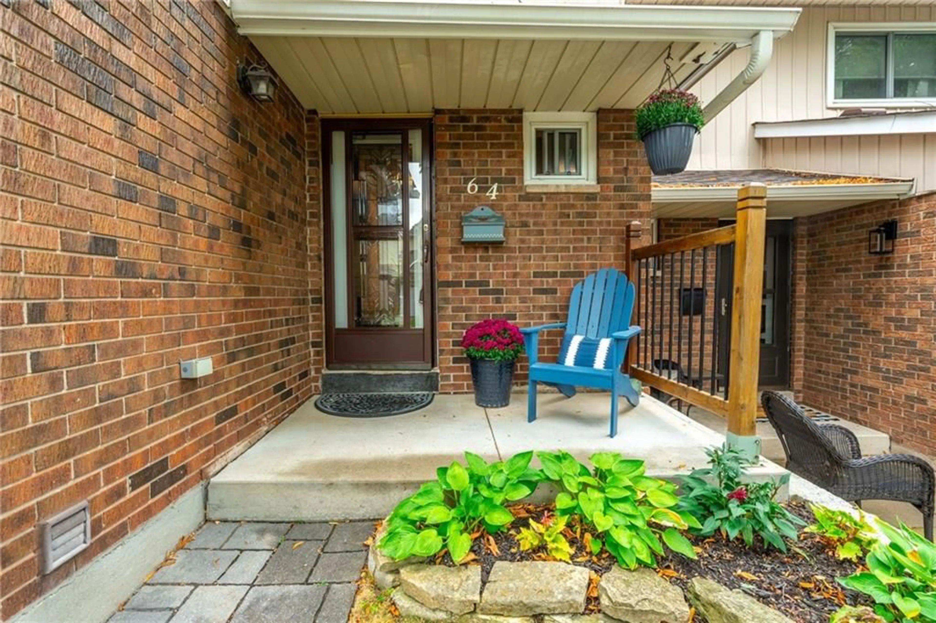 Patio, cottage for 5029 PINEDALE Ave #64, Burlington Ontario L7L 5J6