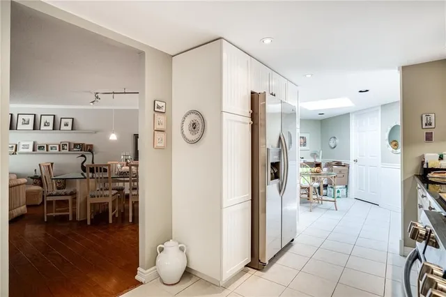 Additional property image - 150 WILSON St Unit PH2