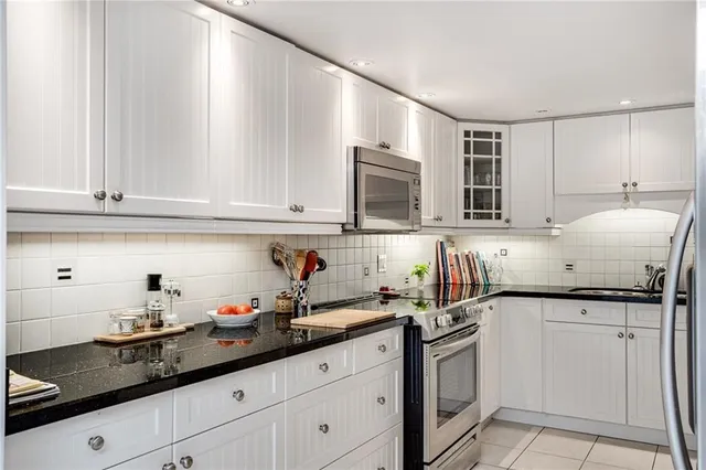 Additional property image - 150 WILSON St Unit PH2