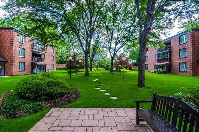 Additional property image - 150 WILSON St Unit PH2