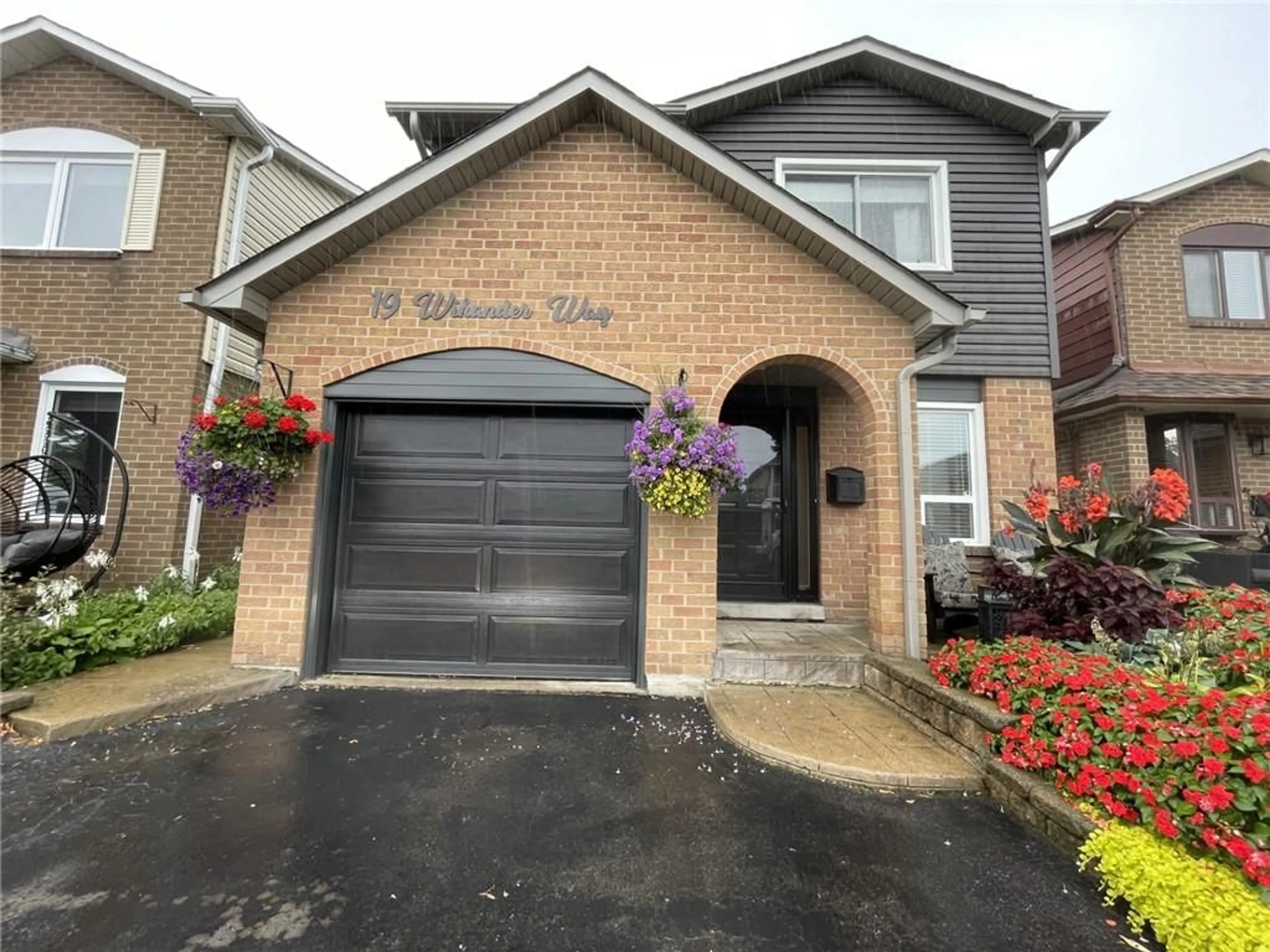 Home with brick exterior material for 19 WIKANDER Way, Brampton Ontario L6V 3X1