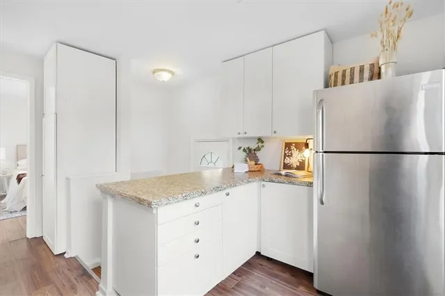 Additional property image - 1146 LEASIDE Rd