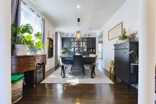 Additional image 39 of 261 MONTREAL Cir