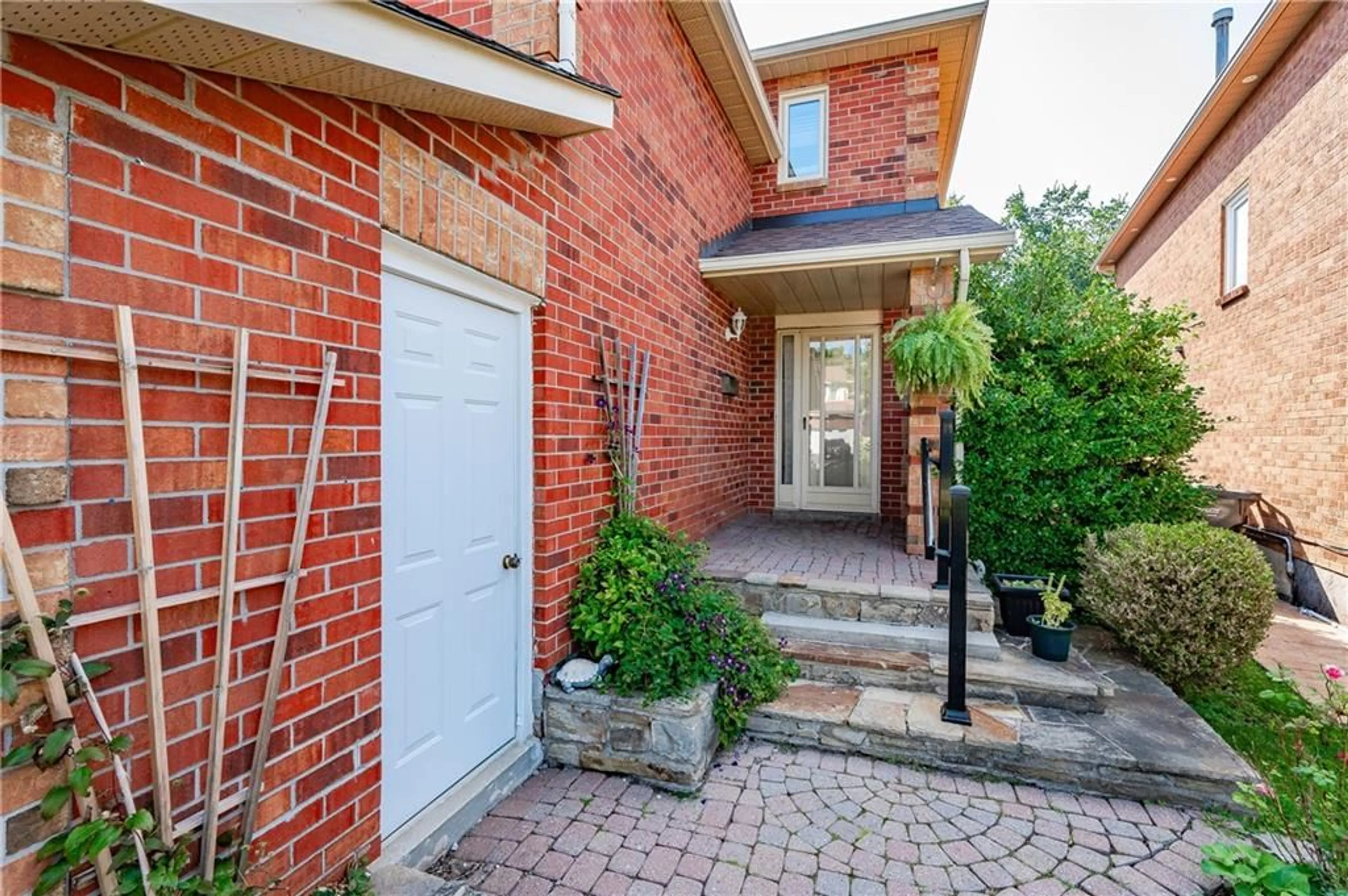 Home with brick exterior material for 13 Pinellas Dr, Brampton Ontario L6Z 3B9