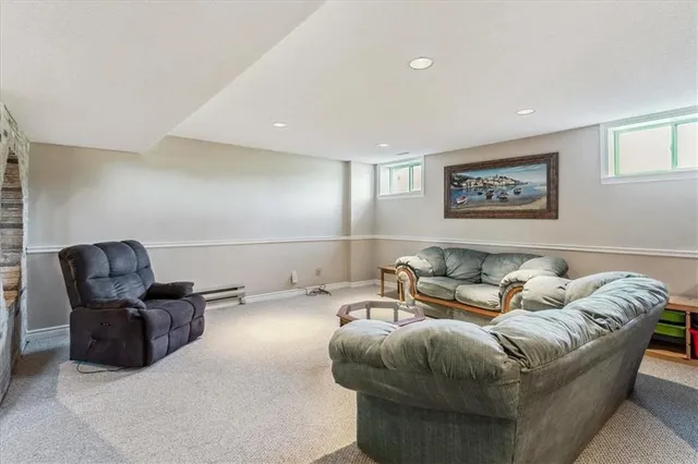 Additional property image - 335 YORK Rd