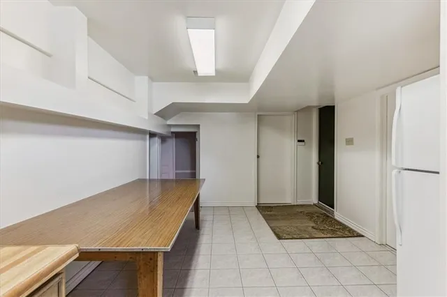 Additional property image - 335 YORK Rd