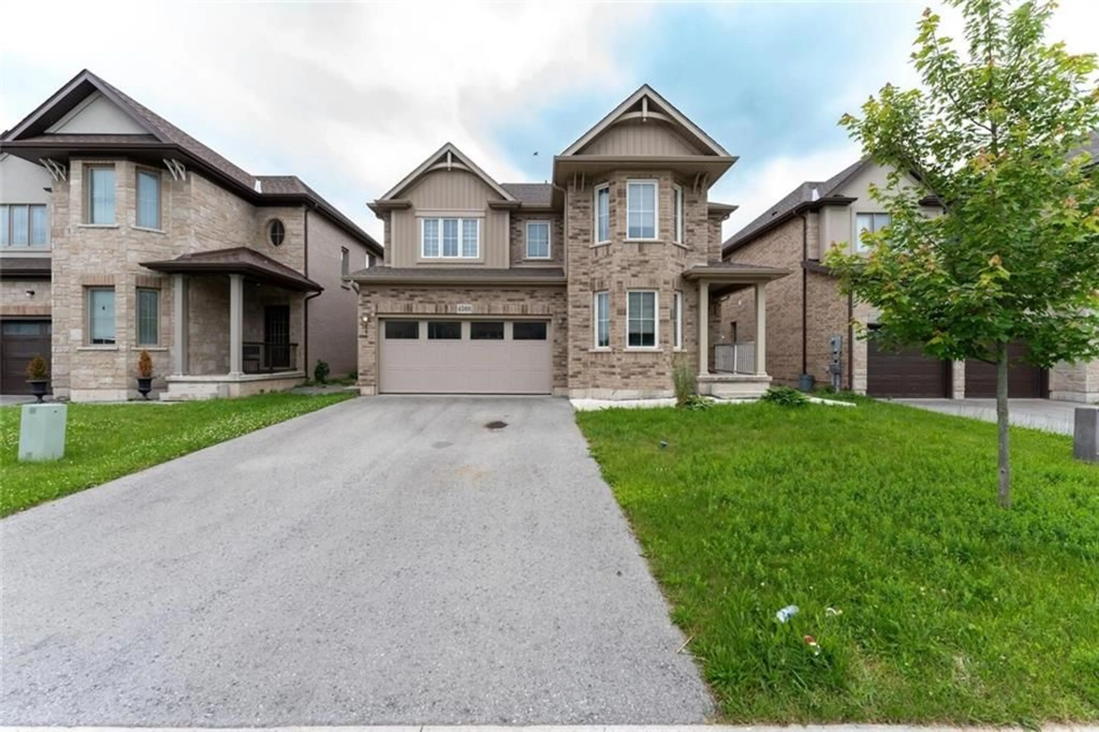 Frontside or backside of a home for 4508 Shuttleworth Dr, Niagara Falls Ontario L2G 0X4