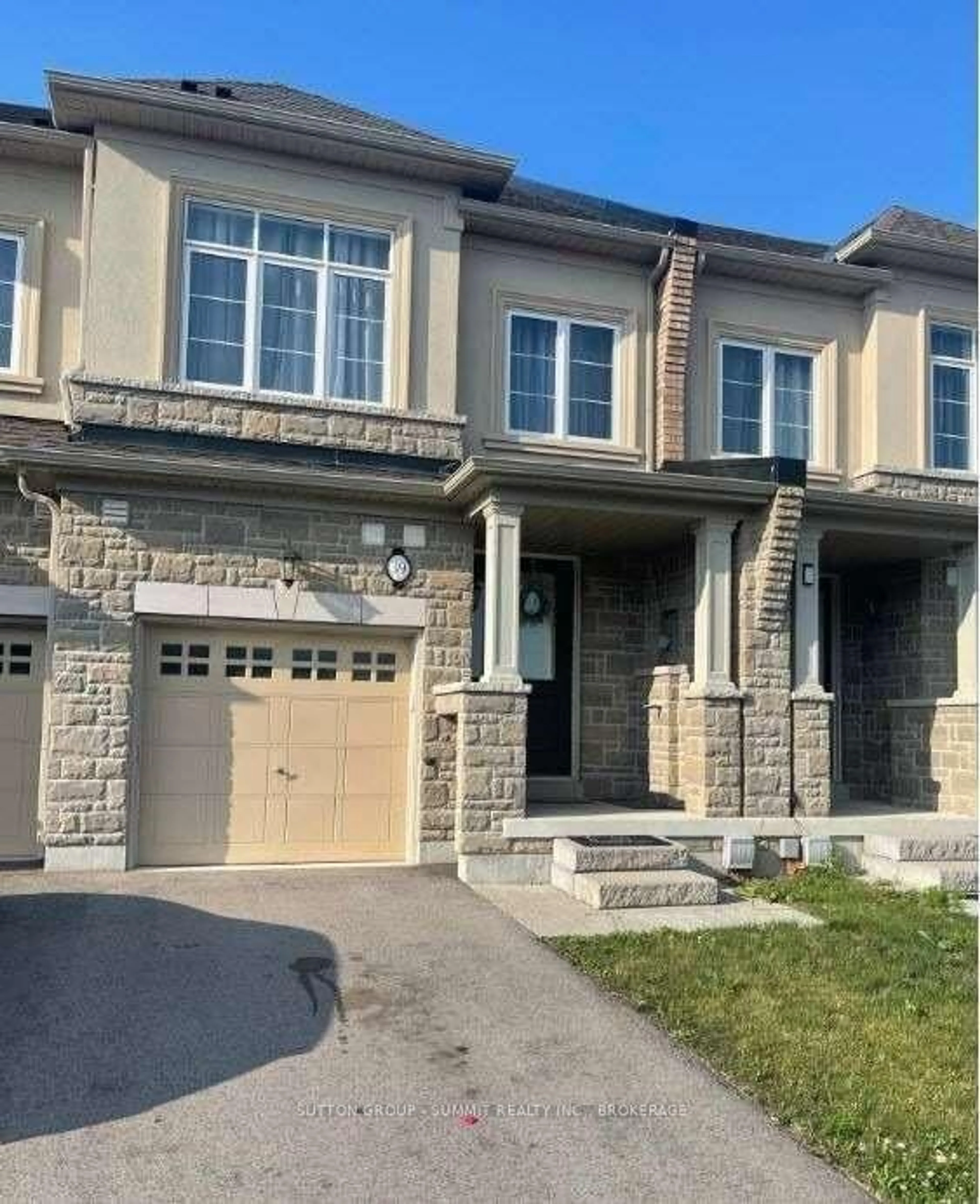 A pic from exterior of the house or condo for 39 BAYONNE Dr, Stoney Creek Ontario L8J 2X1