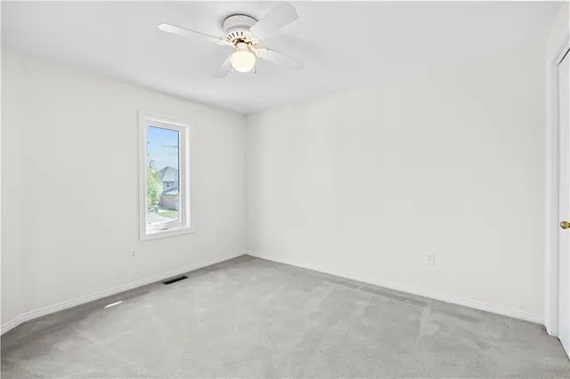 Additional property image - 80 STRATHROY Cres