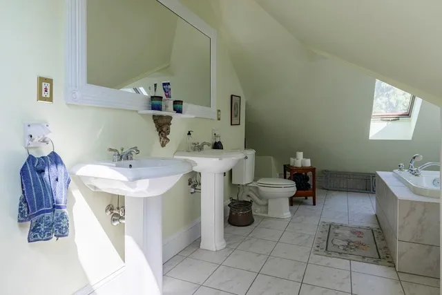 Additional property image - 80 STANLEY Ave