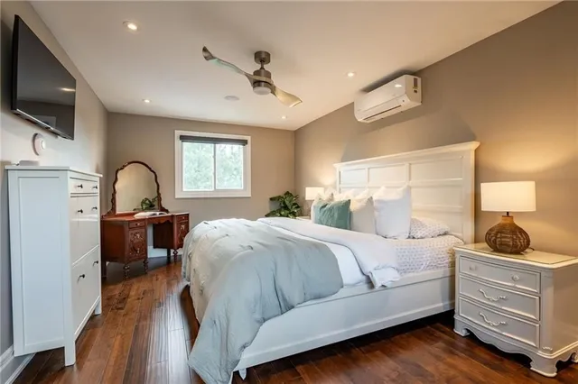Additional property image - 2338 GILLINGHAM Dr