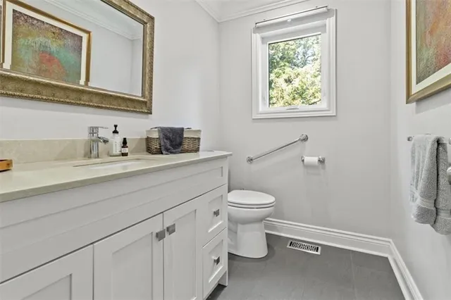 Additional property image - 2 CAREY St