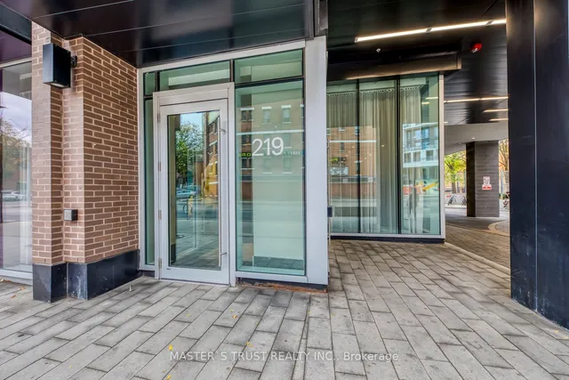 Additional property image - 219 DUNDAS St Unit 1901