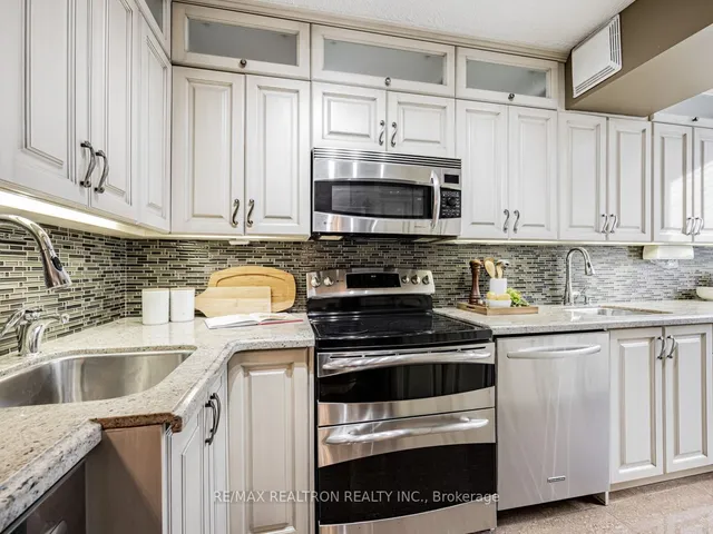 Additional property image - 22 Shallmar Blvd Unit 404