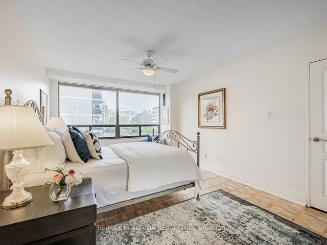 Additional property image - 22 Shallmar Blvd Unit 404