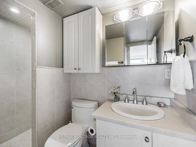 Additional property image - 22 Shallmar Blvd Unit 404