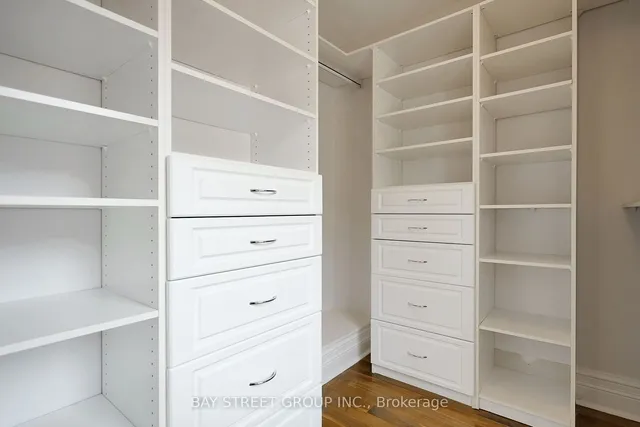 Additional property image - 463 Spadina Rd
