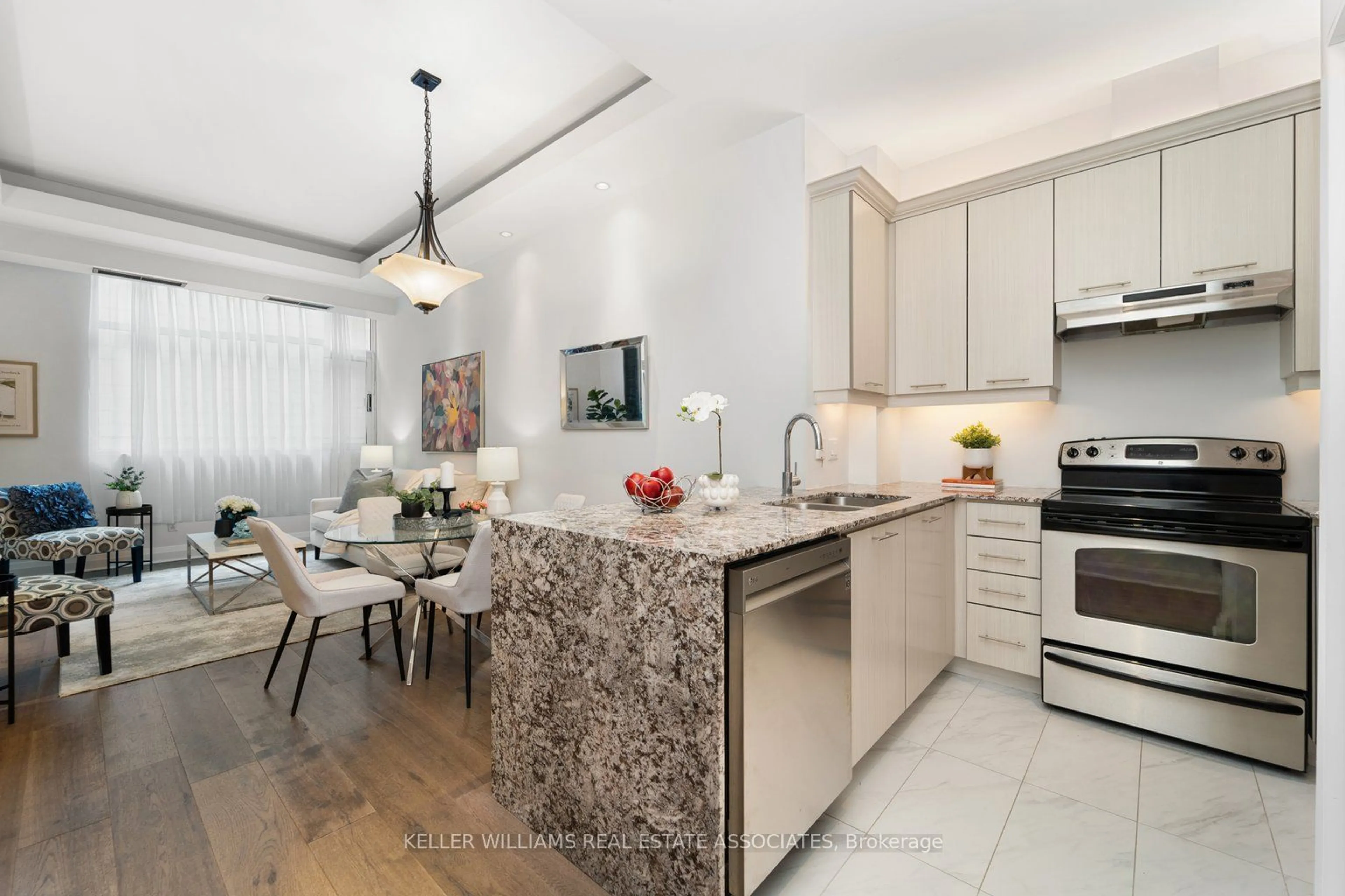 Open concept kitchen for 8 Wellesley St #203, Toronto Ontario M4Y 3B2