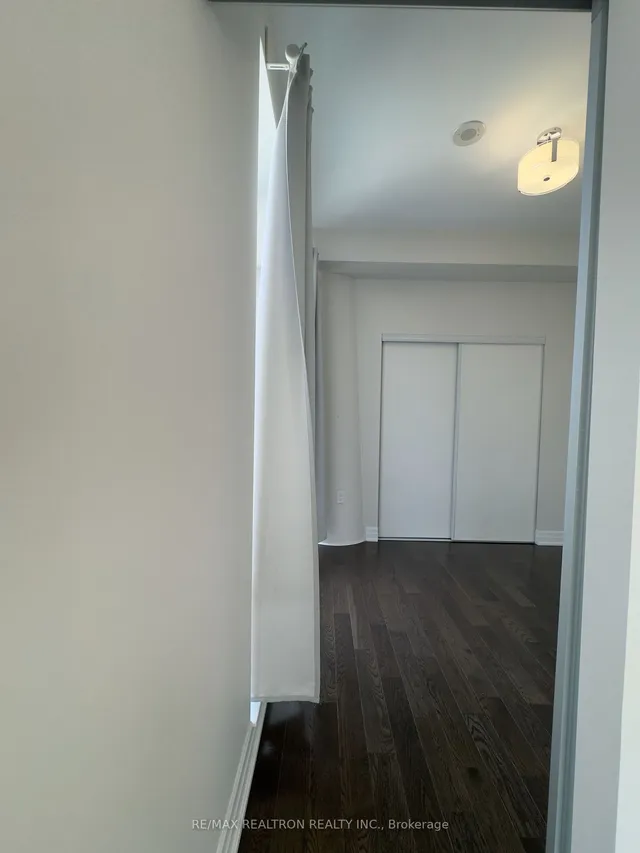 Additional property image - 8 The Esplanade Ave Unit 1006