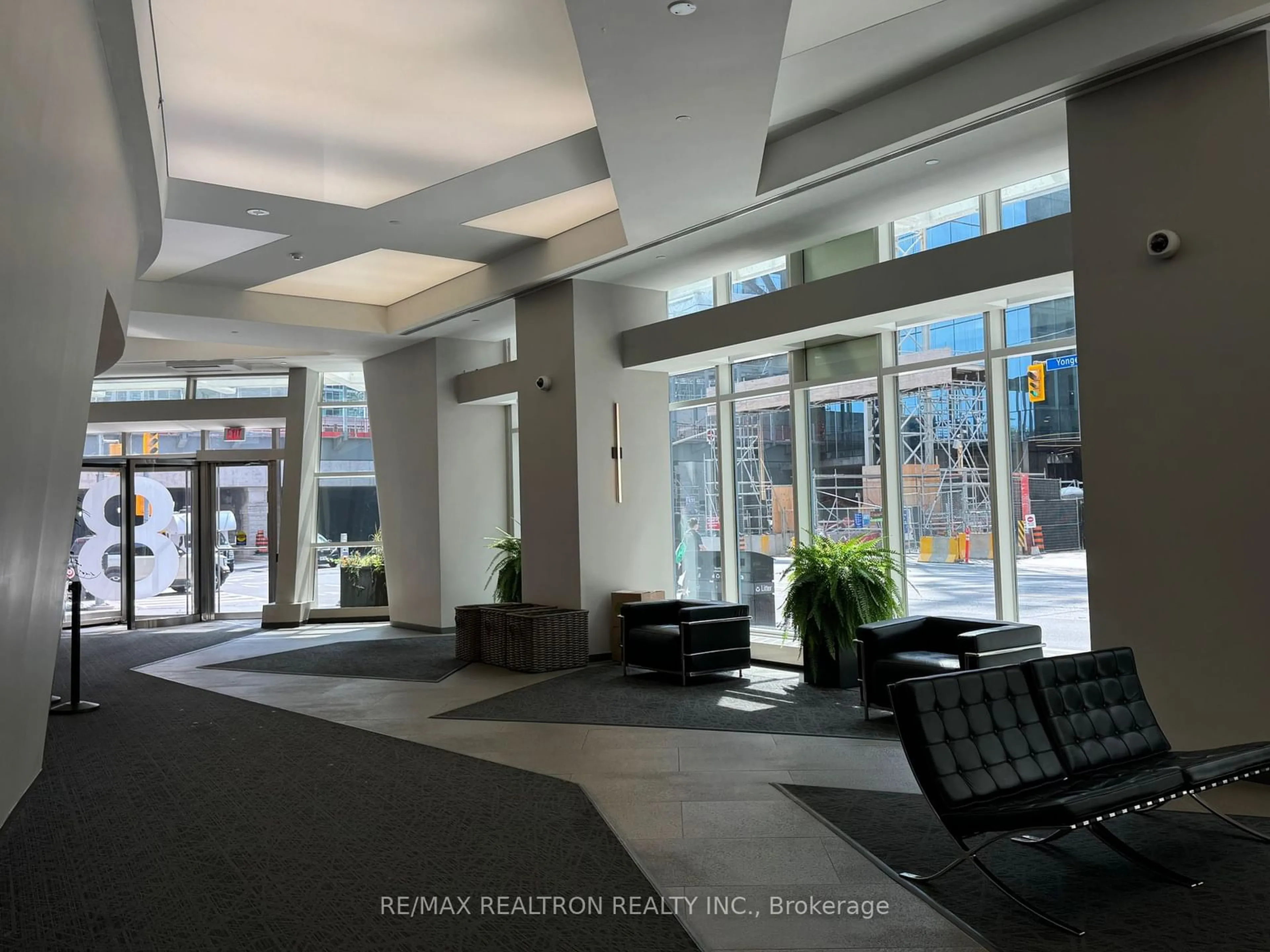 Indoor lobby for 8 The Esplanade Ave #1006, Toronto Ontario M5E 0A6