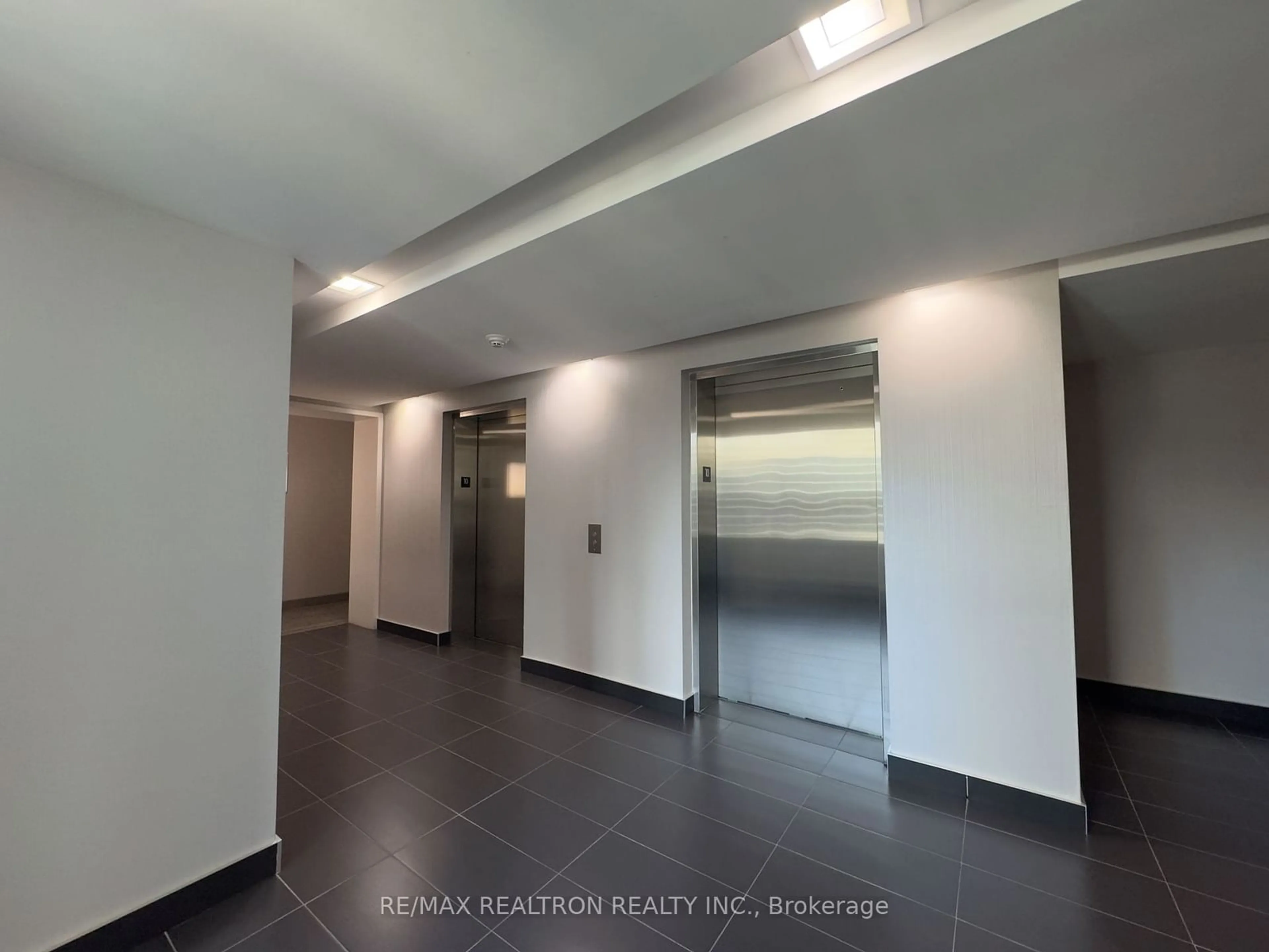 Other indoor space, unknown floor for 8 The Esplanade Ave #1006, Toronto Ontario M5E 0A6