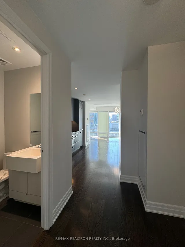 Additional property image - 8 The Esplanade Ave Unit 1006