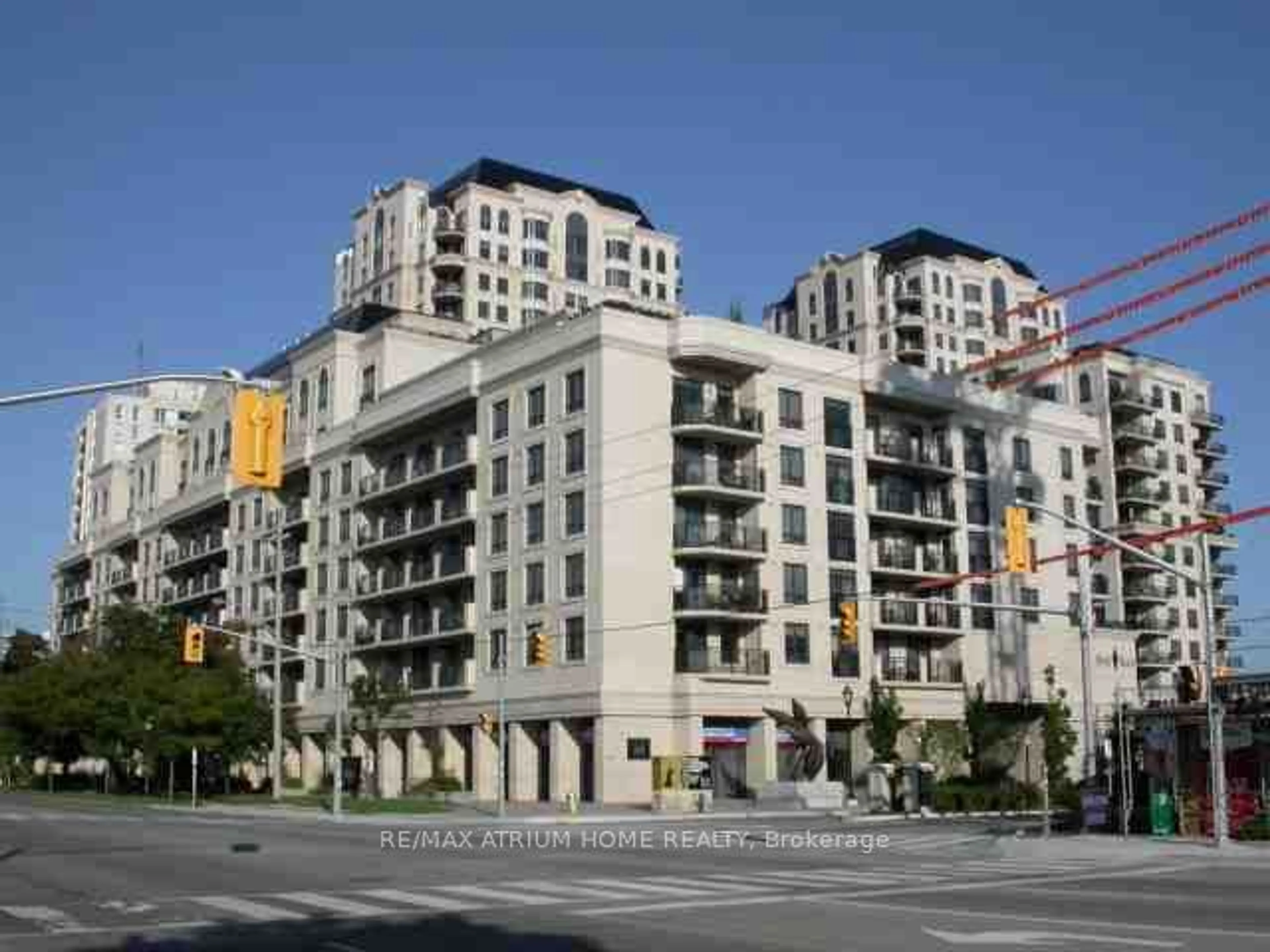 A pic from exterior of the house or condo, the street view for 662 Sheppard Ave #1705, Toronto Ontario M2K 3E6