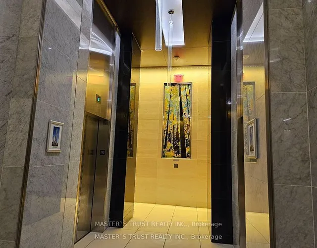 Additional property image - 386 Yonge St Unit 4604