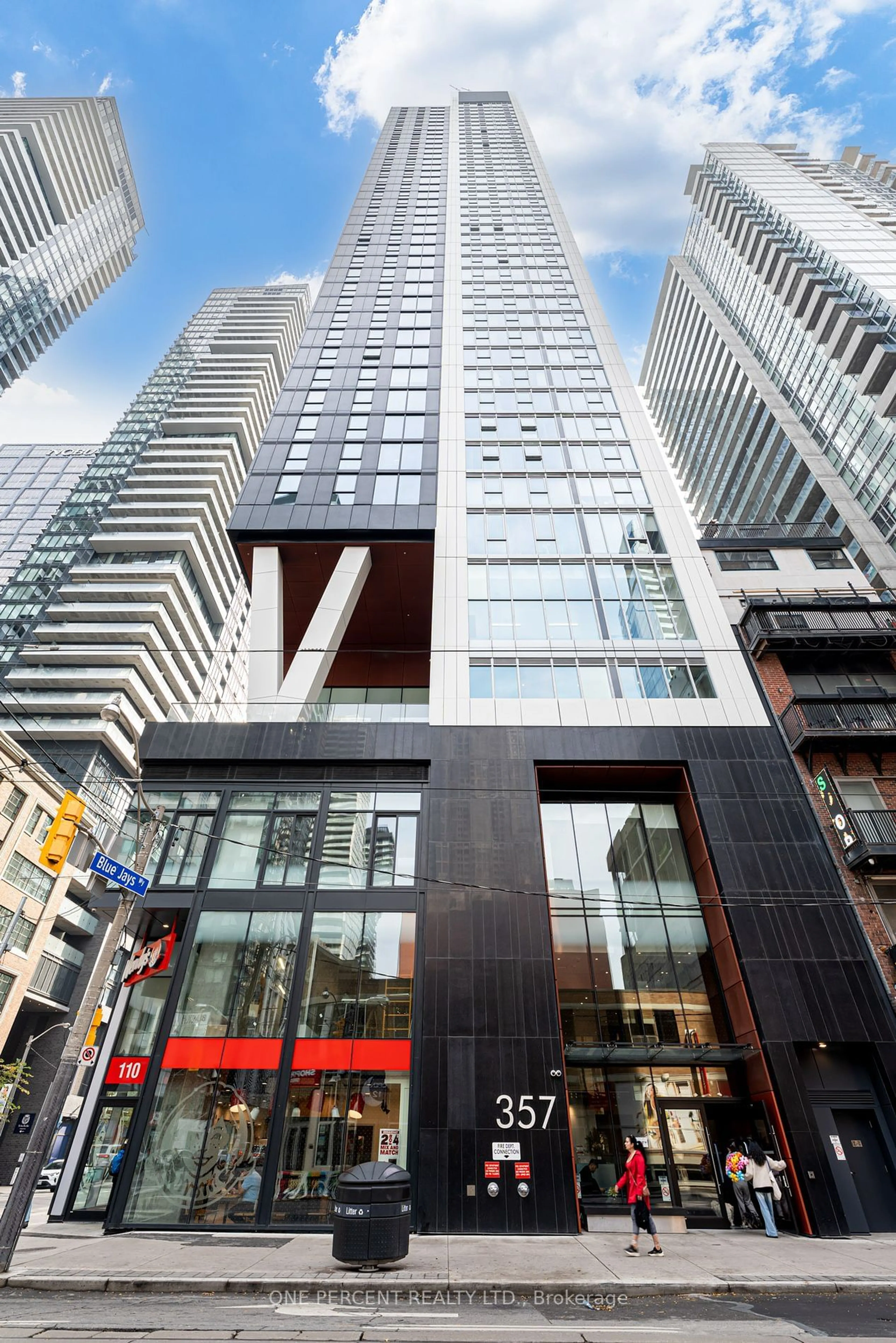 A pic from exterior of the house or condo, the front or back of building for 357 King St #2108, Toronto Ontario M5V 1K1