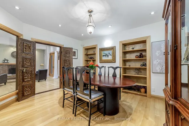 Additional property image - 98 Burbank Dr