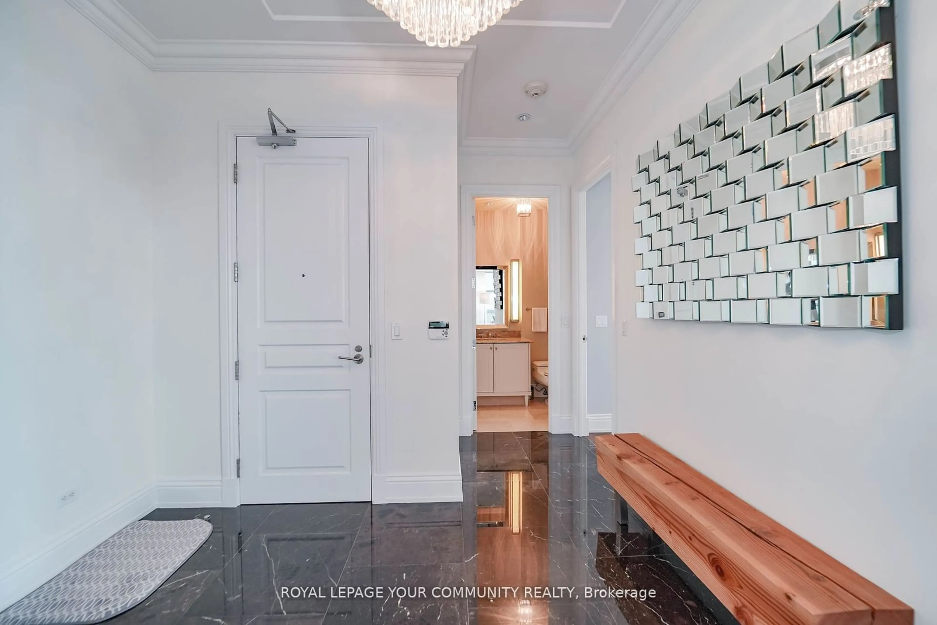 Indoor entryway, wood floors for 183 Wellington St #3903, Toronto Ontario M5V 0A1