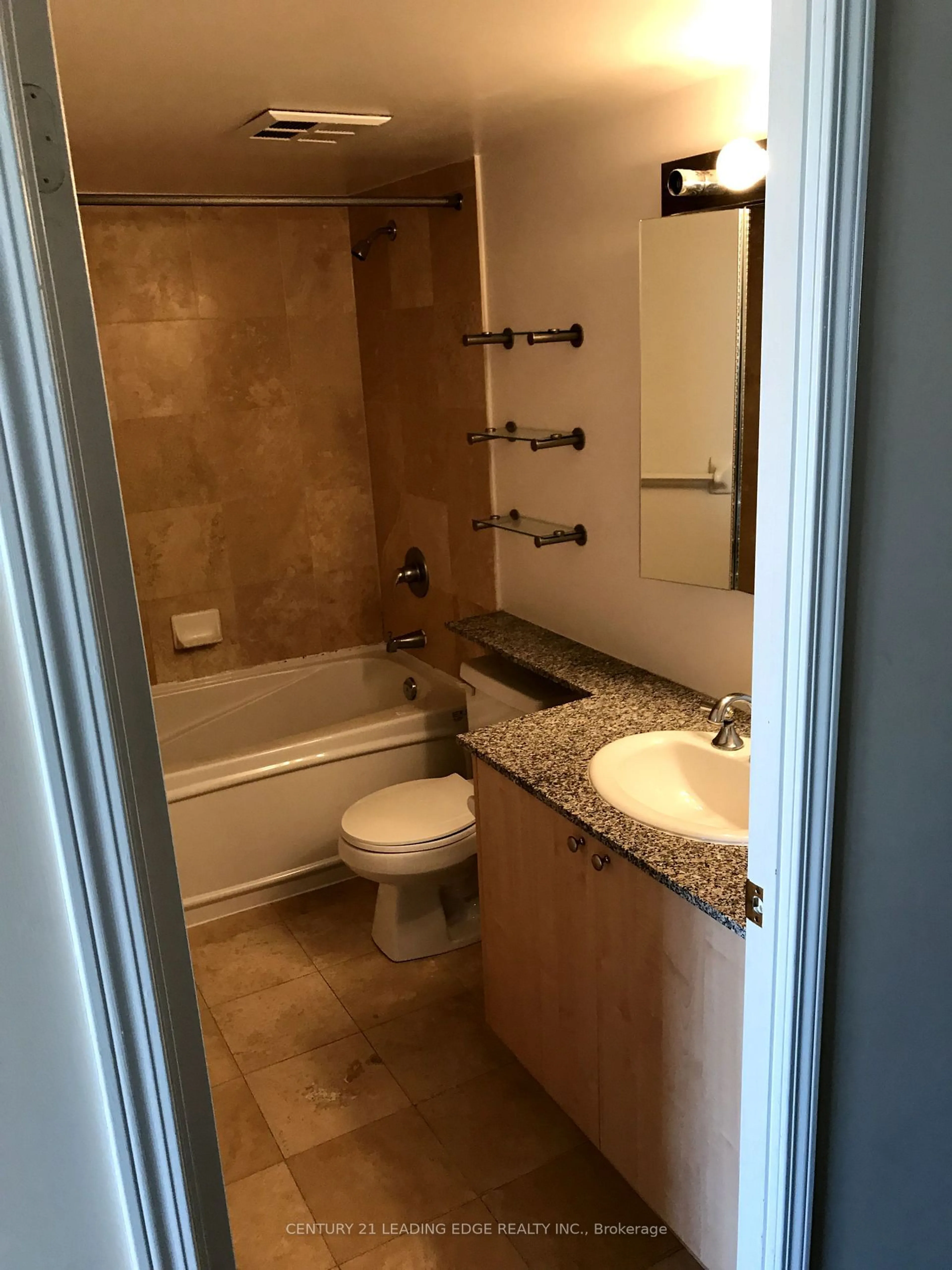 Standard bathroom, not visible floor for 55 Harrison Garden Blvd #LPH11, Toronto Ontario M2N 7G3