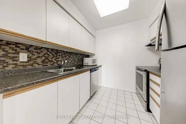 Additional property image - 35 Empress Ave Unit 1608