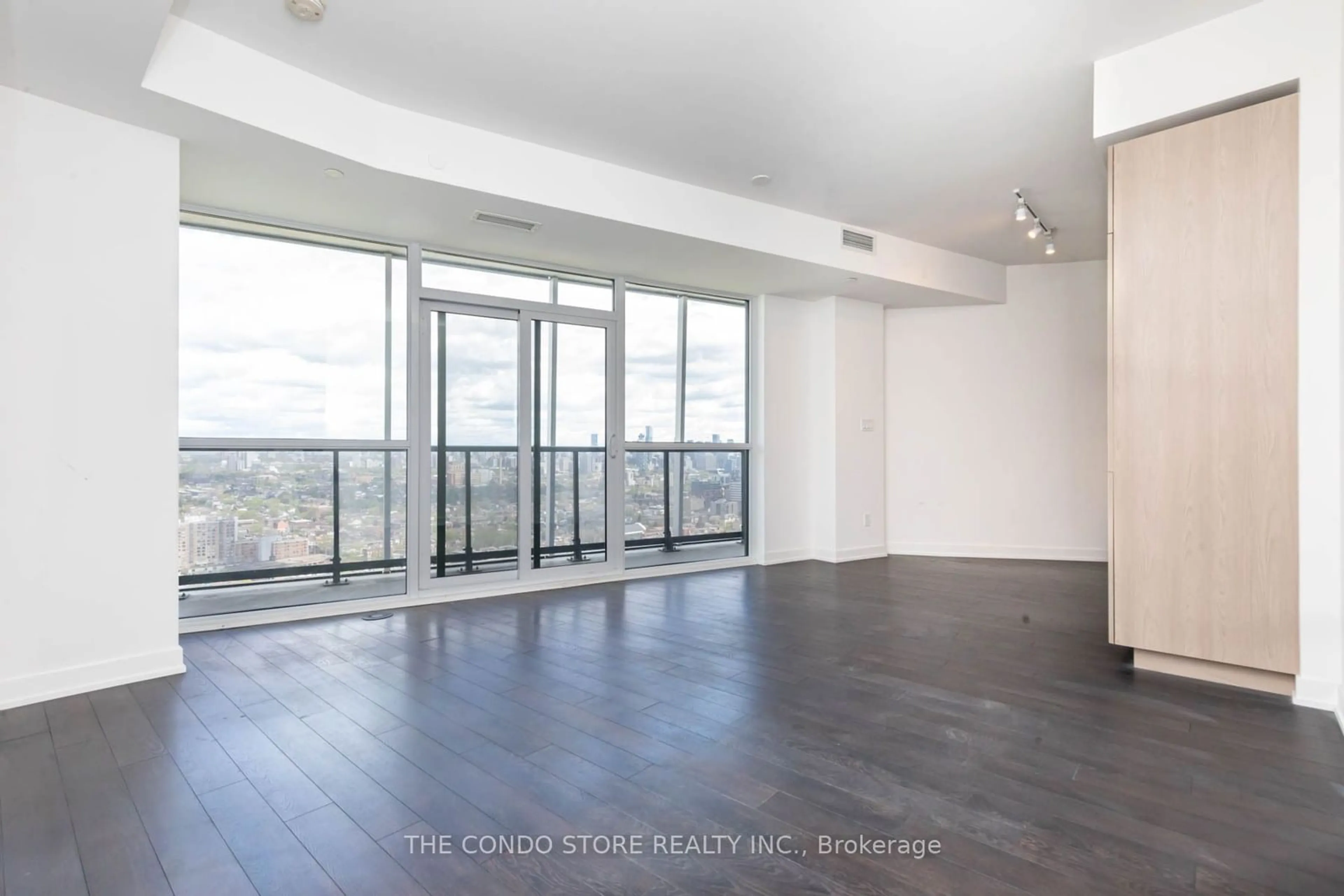 Other indoor space, wood floors for 50 Ordnance St #2909, Toronto Ontario M6K 0C9