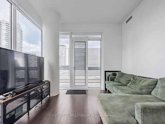 Additional property image - 39 Roehampton Ave Unit 1203