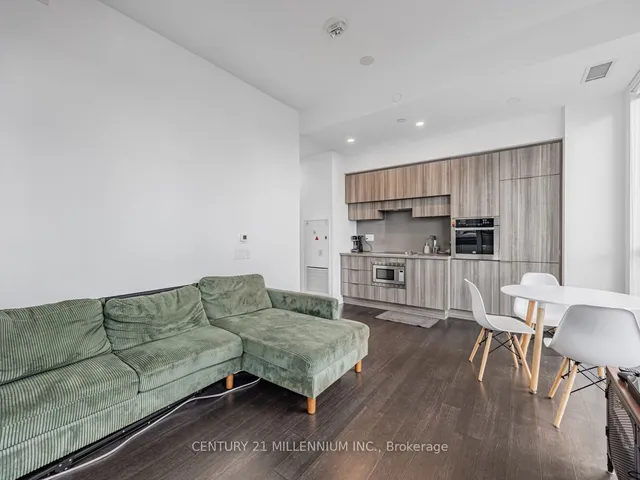 Additional property image - 39 Roehampton Ave Unit 1203