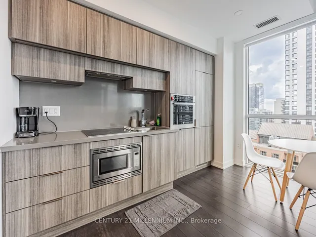 Additional property image - 39 Roehampton Ave Unit 1203