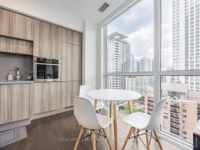 Additional property image - 39 Roehampton Ave Unit 1203