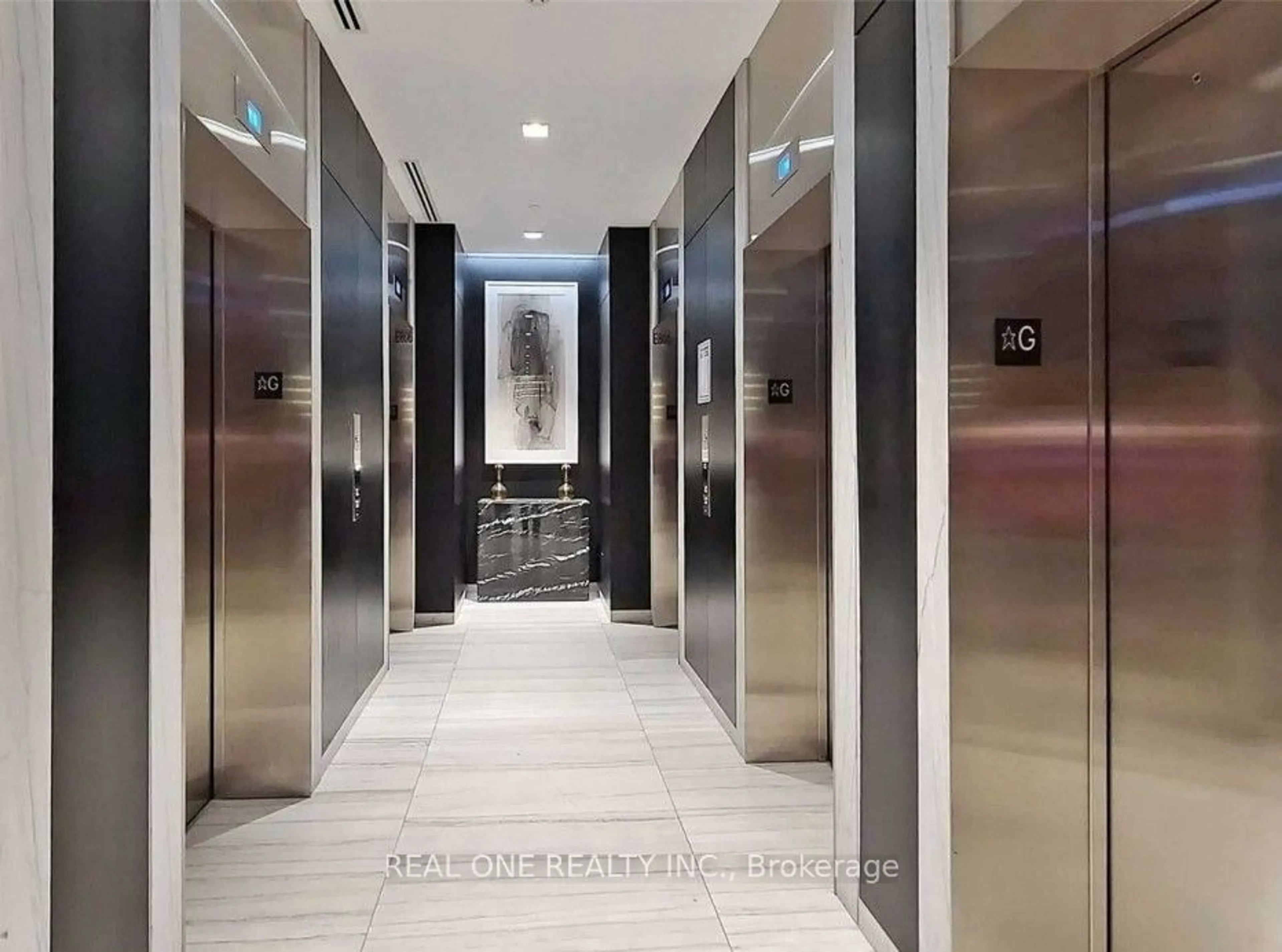 Indoor foyer, unknown floor for 8 Eglinton Ave #1011, Toronto Ontario M4P 1A6